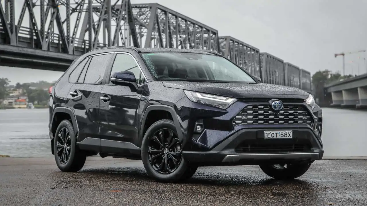 Toyota RAV4 Full Review: Real-World Drive, Comfort, Mileage, Safety and Ownership Experience Explained