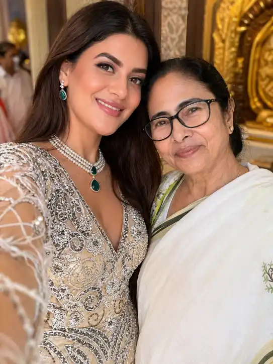 AI Selfie with Mamata Banerjee